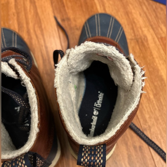 Timberland size 6 winter boots - Picture 3 of 4